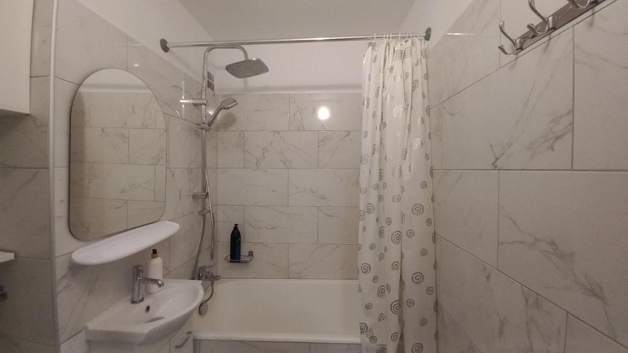 Wielunska Rooms Warszawa Zewnętrze zdjęcie